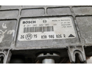 Блок управления двигателя 0261203302, 030906026R Volkswagen Golf III