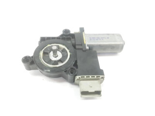 Передний двигатель механизма для подъема окон