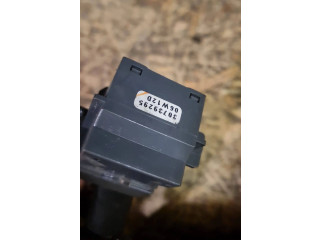 Ручка стеклоочистителей 30739295 Volvo S60