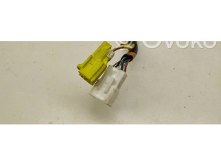 Подрулевой шлейф SRS    Subaru Forester SG