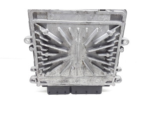 Блок управления двигателя 31303388, P31303388   Volvo V70