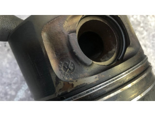 Píst 084088 BMW 5 E60 E61 pro naftový motor 0.0