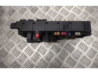 Блок предохранителей 518322110, 5299302L50 Volvo S80