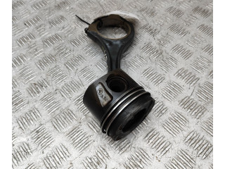 Píst A6420301818, A6420305220 Mercedes-Benz R W251 OM 642.950