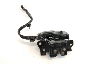 Zámek zadních dveří    Lexus CT 200H 2011