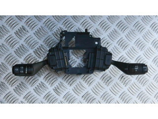 Подрулевой переключатель    Ford Focus