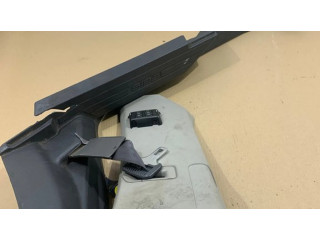 Задний ремень безопасности