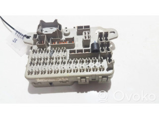 Блок предохранителей  YQE103740, 132419070400   Rover 25    