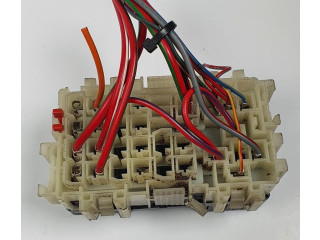 Блок предохранителей  6G9T-14K131-AB   Volvo V70    