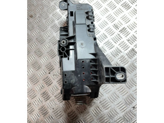 Блок предохранителей 9494210 Volvo S80