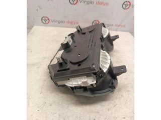 Přístrojová deska Nissan Juke I F15 2015 96a0b00e1117