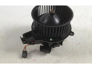 Вентилятор печки 2Q2820021A Audi A1