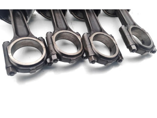  Поршень с шатуном D4204T D4204T  Volvo V50  