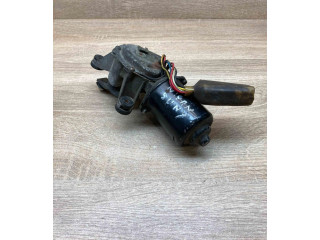 Двигатель стеклоочистителей    Nissan Sunny