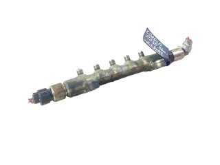 Топливная рампа DH001900 Toyota Corolla Verso E121