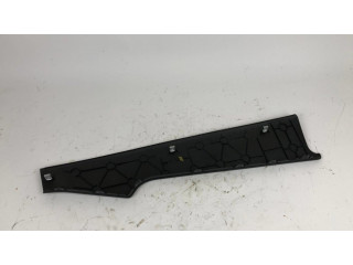 Другая деталь салона