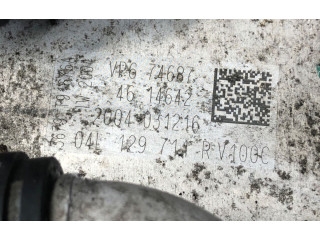 Интеркулер 04L129711R Volkswagen Golf VII