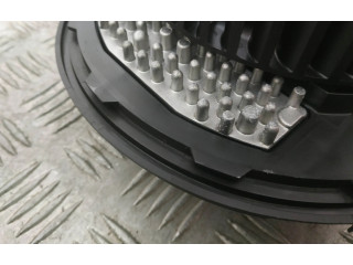 Вентилятор печки 5WB819015A Audi Q3 F3