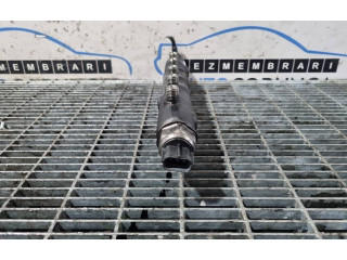 Топливная рампа Mitsubishi L200 для двигателя 4D56