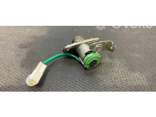 Zámek zadních dveří 6905533490   Lexus ES 300h 2014