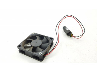 Вентилятор блока управления двигателем