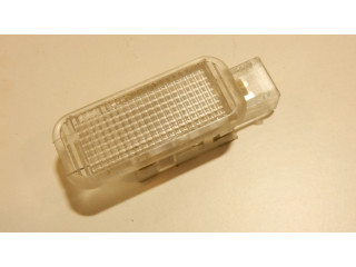 Обшивка передней двери