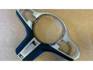 Steering wheel trim