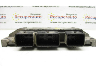 Блок управления двигателем Блок управления 8200774747 Renault Twingo II