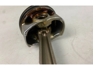  Поршень с шатуном DNUE 02606LJ1, 4202606LJ1  Audi A3 S3 8V  