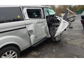 Блок управления двигателя 2412881 Ford Tourneo Custom