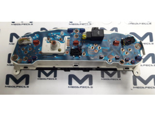 Přístrojová deska Nissan Sunny