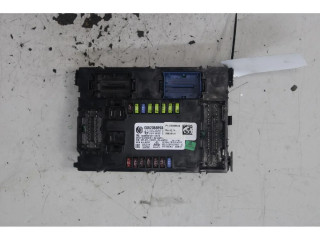 Блок предохранителей    Jeep Renegade    