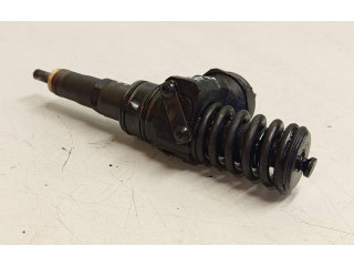 Vstřikovač 038130073AP   Volkswagen Caddy     