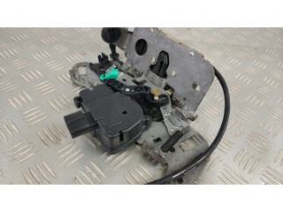 Замок задней крышки