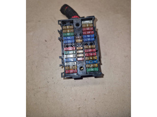   Pojistková skříňka Z28052004, 0527235249   Volkswagen Transporter - Caravelle T5 2008