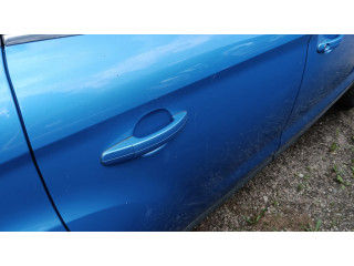 Задняя дверь