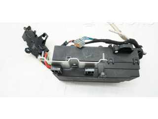 Блок предохранителей Jaguar XE