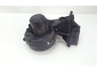 Вентилятор печки    13212690, 13212690   Opel Meriva A