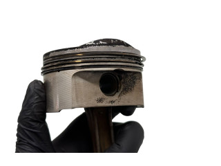 Píst 079B   Audi A8 S8 D4 4H     