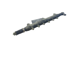 Топливная рампа 8658252, 0445215010 Volvo V70