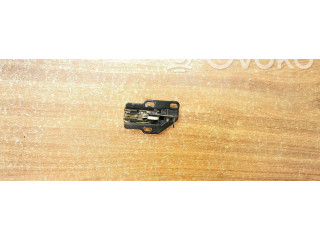 Zámek zadních dveří Citroen Berlingo 2015