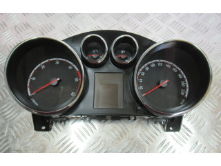 Панель приборов 13349547, 50954731 Opel Meriva B