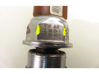 Топливная рампа 03L906054A, 03L089H Volkswagen Golf VI для двигателя CAYC