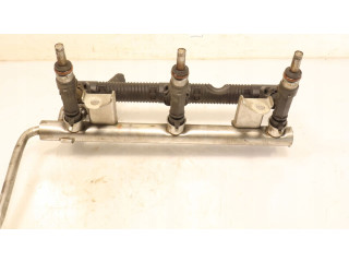 Vstřikovací lišta Audi A6 S6 C6 4F BDW