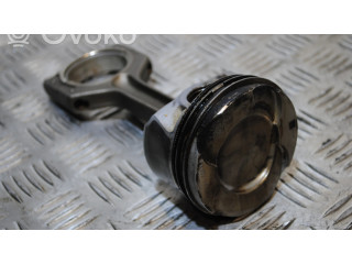 Píst 764595801 BMW 5 GT F07 pro benzínový motor 3.0