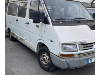 Моторчик дворников 7701028239    Renault Trafic I