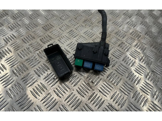 Pojistková skříňka 8266230560 Lexus GS 300 350 430 450H 2008