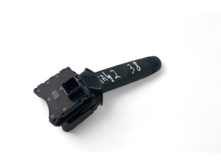 Ручка стеклоочистителей 13303270   Saab 9-5