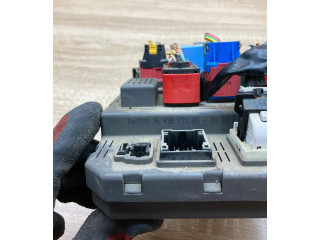 Pojistková skříňka 9643577080 Peugeot 607 2000