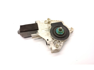 Передний двигатель механизма для подъема окон 8K0959802A Skoda Superb B6 (3T)